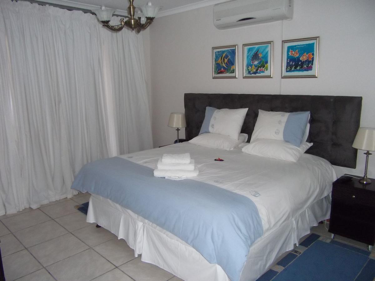 Scorpio Guest House Vredenburg Buitenkant foto